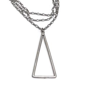 The Pointe Triangle Minimalist Necklace